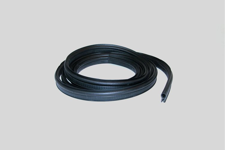 FC-F3007 Trunk Seal, Hatchback for 1979-1993 Ford Mustang, 1979-1986 Mercury Capri