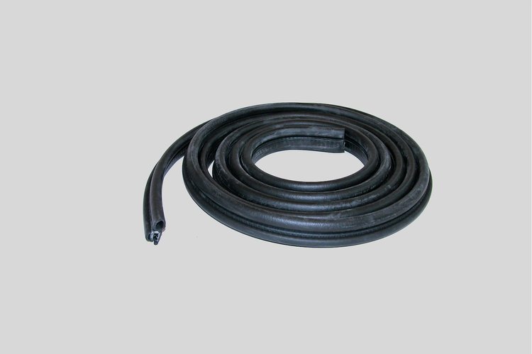 FC-F3054 Liftgate Seal for 1995-2003 Ford Windstar