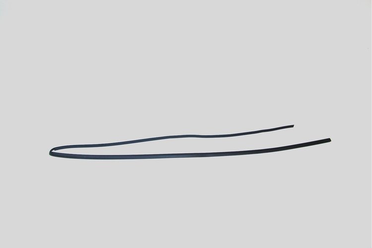 FC-F4007 Windshield Seal, Driver Side for 1987-1993 Ford Mustang