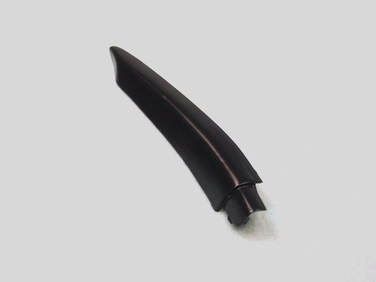 FC-F4029 Belt Molding Extensions, Front Passenger Side for 1988-1993 Ford Mustang