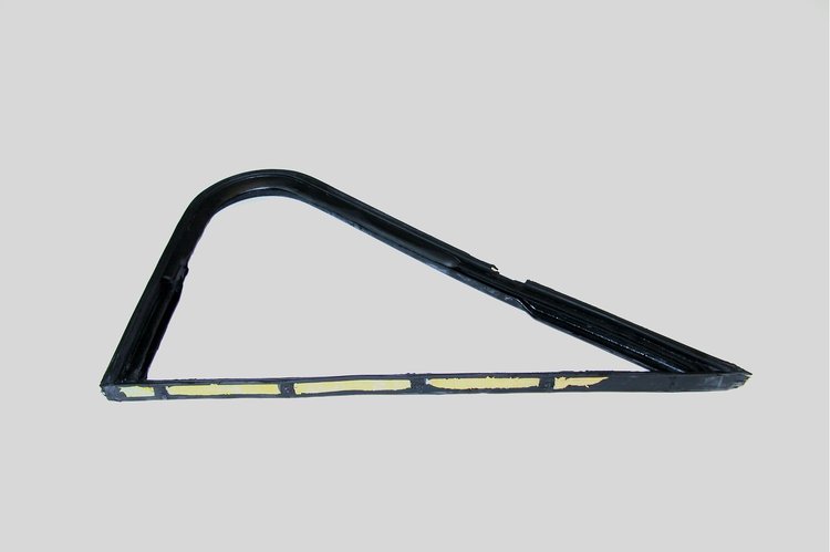FC-F4911 Vent Window Seal, Left for 1975-1975 Ford F-250