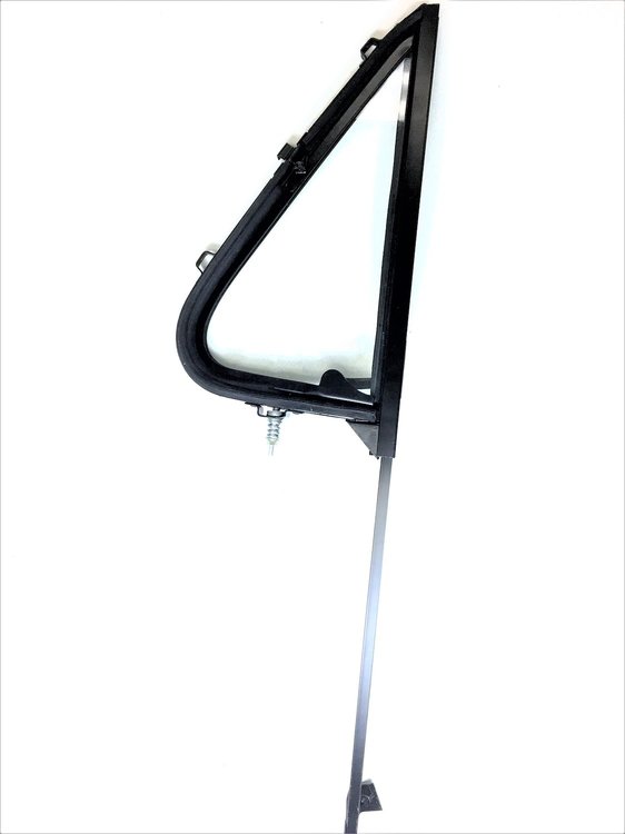 VENT WINDOW ASSEMBLY