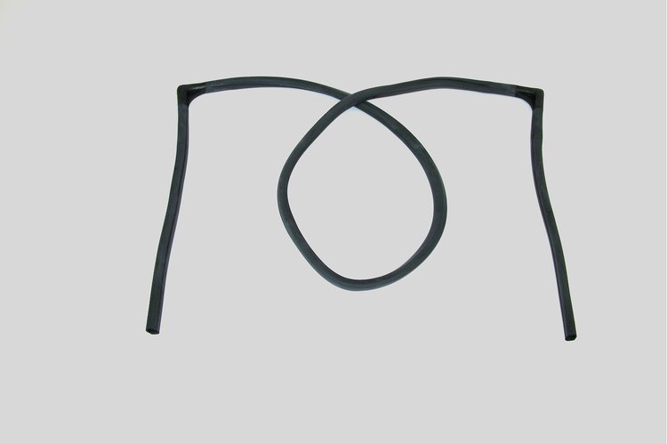 G3080 Tailgate Seal for 1973-1991 Chevy Blazer, GMC Jimmy