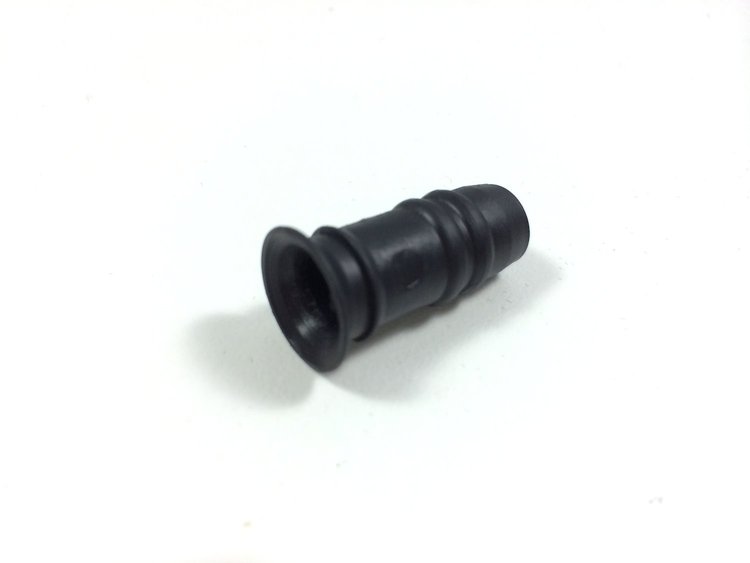 FC-G4137 Gas Neck Overflow Hose Nipple for 1953-1982 Chevy Corvette, 1984-1996 Chevy Corvette