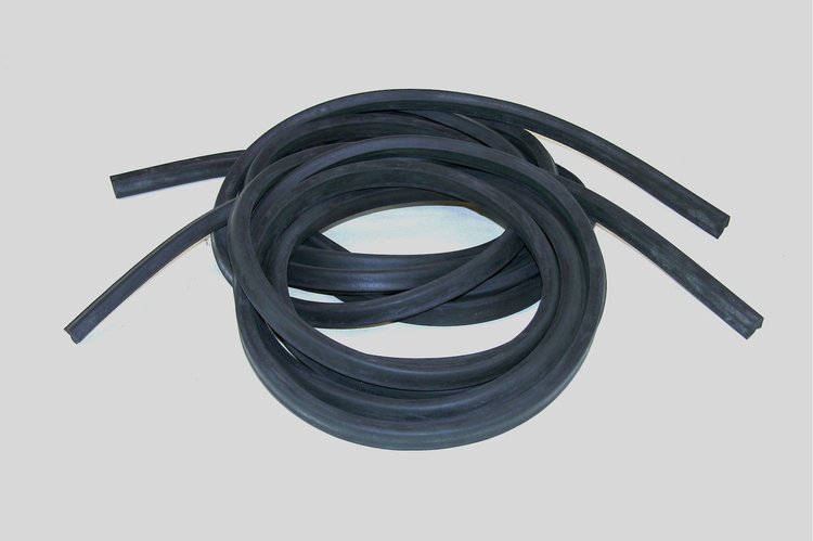 FC-KD3041 Door Seal Kit, Driver & Passenger Side for 1967-1970 Dodge A108 Van, 1964-1970 Dodge A100