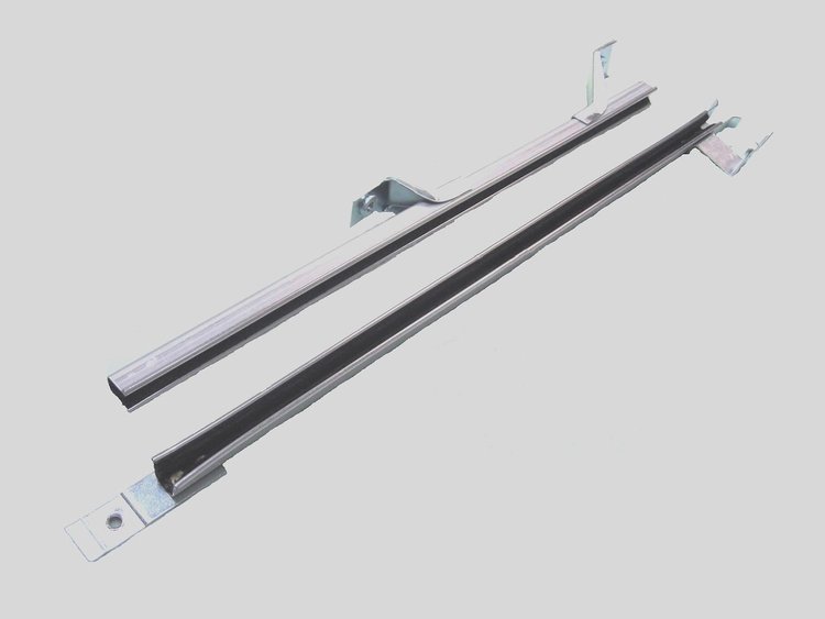 FC-KF1021 Metal Glass Run Kit, Driver Side for 1966-1977 Ford Bronco