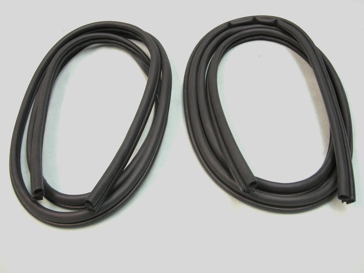 FC-KF3005 Door Seal Kit, Driver & Passenger Side for 1979-1993 Ford Mustang