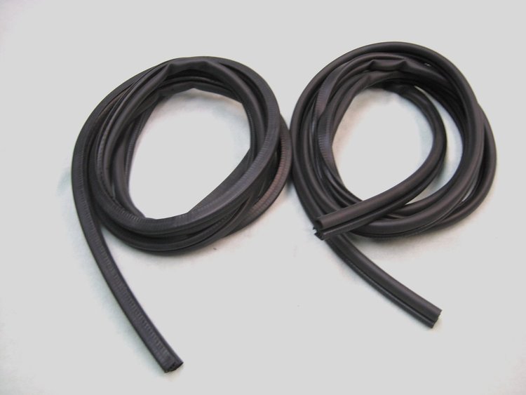FC-KF3022 Door Seal Kit, Front Driver & Passenger Side for 1986-1991 Ford Taurus, 1986-1991 Mercury Sable