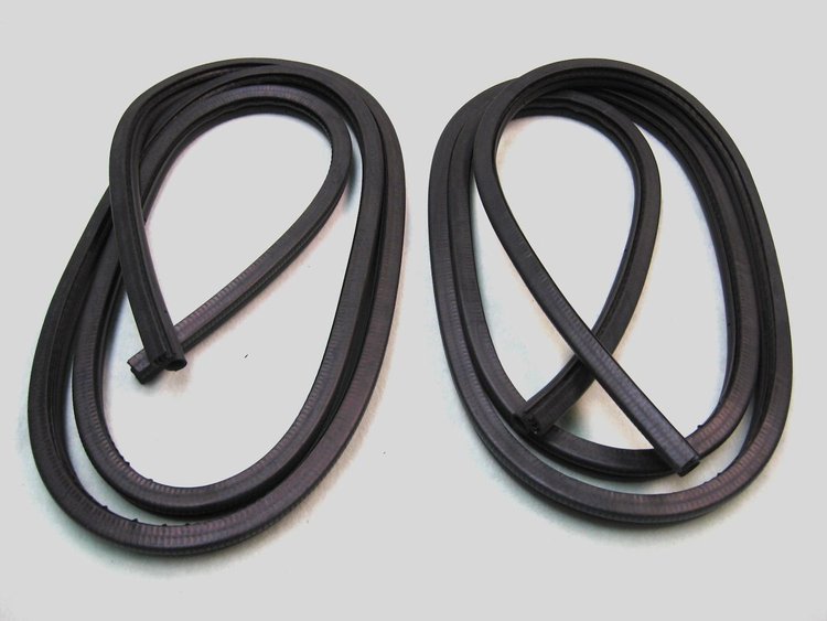 FC-KF3023 Door Seal Kit, Rear Driver & Passenger Side for 1986-1991 Ford Taurus, 1986-1991 Mercury Sable
