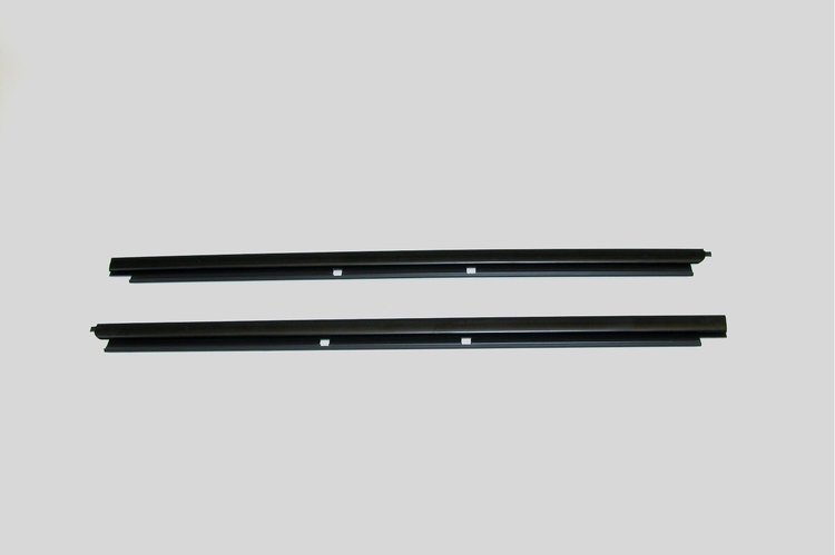 FC-KG2089 Belt Weatherstrip Kit, Front Outer Driver & Passenger Side