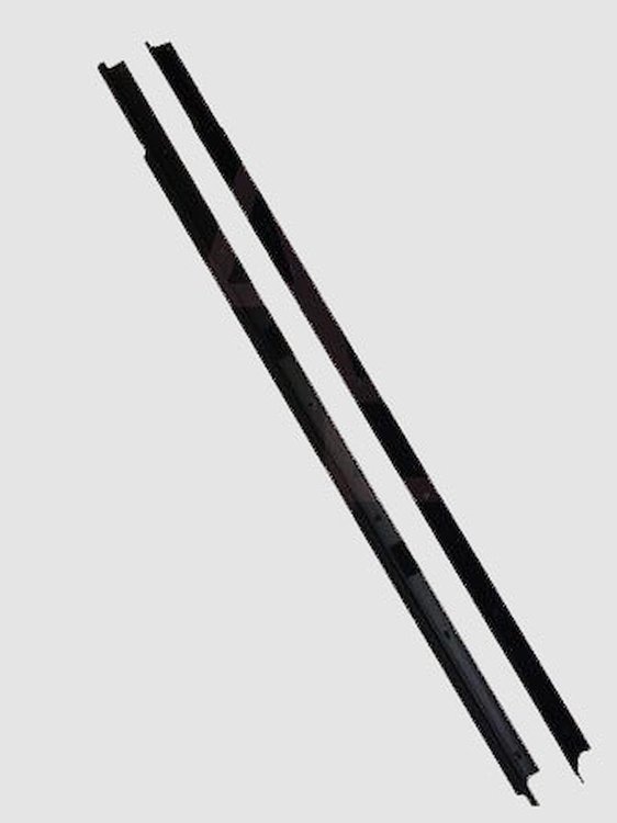FC-KG2153 Belt Weatherstrip Kit, Outer Driver & Passenger Side for 1997-1997 Chevy Corvette, 1998-2004 Chevy Corvette
