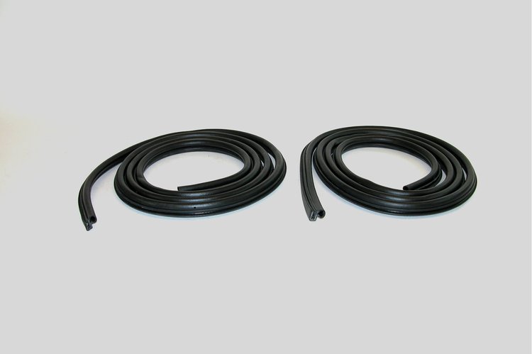 Door Seal Kit 1982-1993 Chevy S-10, GMC S-15 & 1982-1994 Chevy Blazer, GMC Envoy