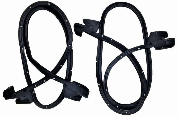 FC-KG3039 Door Seal Kit, Driver & Passenger Side