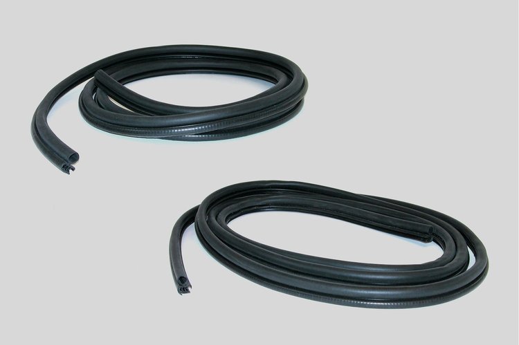 FC-KG3125 Door Seal Kit, Front on Body Driver & Passenger Side
