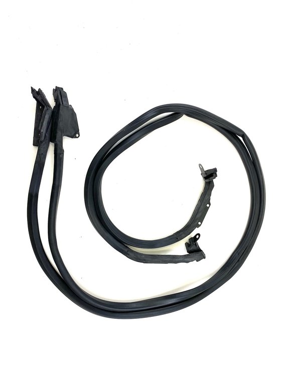 FC-KG3169 Door Seal kit, Drivers Side & Passenger Side for 1969-1976 Chevy Corvette