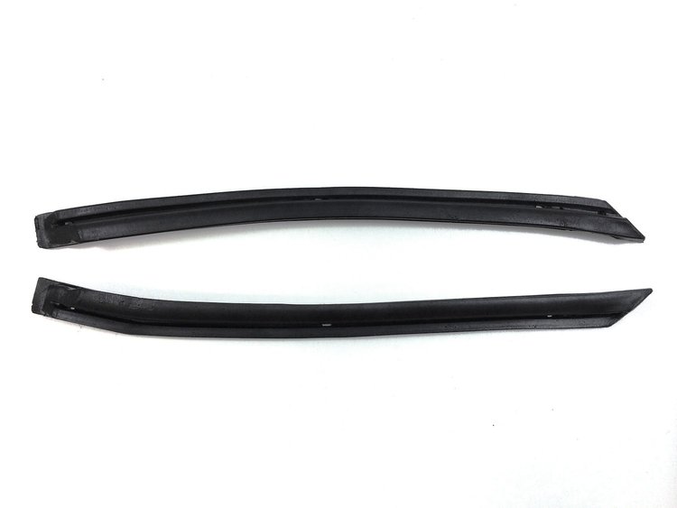 FC-KG4081 Pillar Post Kit, Latex, Pillar Posts for 1973-1978 Chevy Corvette, 1979-1982 Chevy Corvette