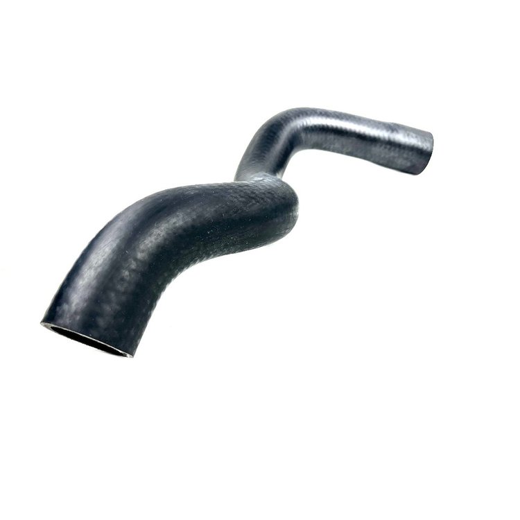 MCH1116 Molded Coolant Hose Length 18 in. Diameter 1.500/1.810 in., Replaces Dayco 70735