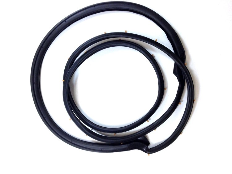 FC-S3001 Door Seal on Door, Driver Side, Driver Side for 1986-1995 Suzuki Samurai