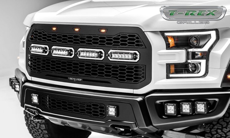 REVOLVER GRILLE W/LIGHTS
