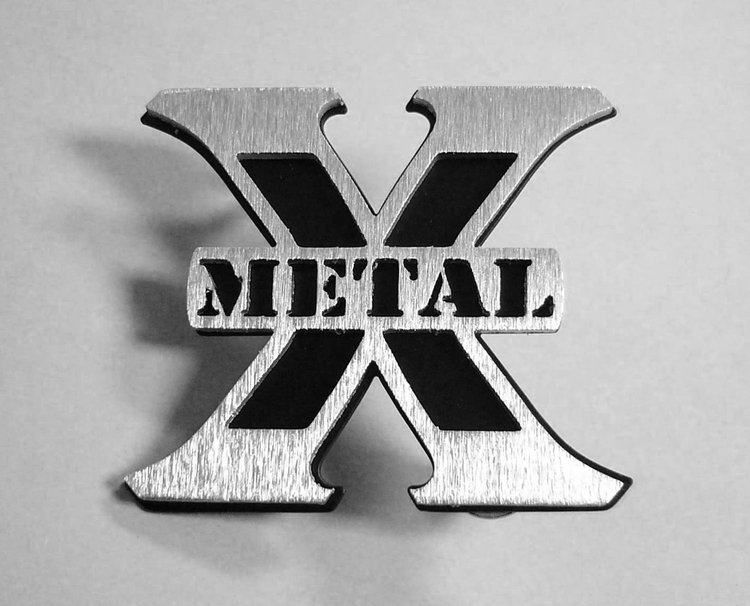 SMALL BRUSHED XMETAL LOGO