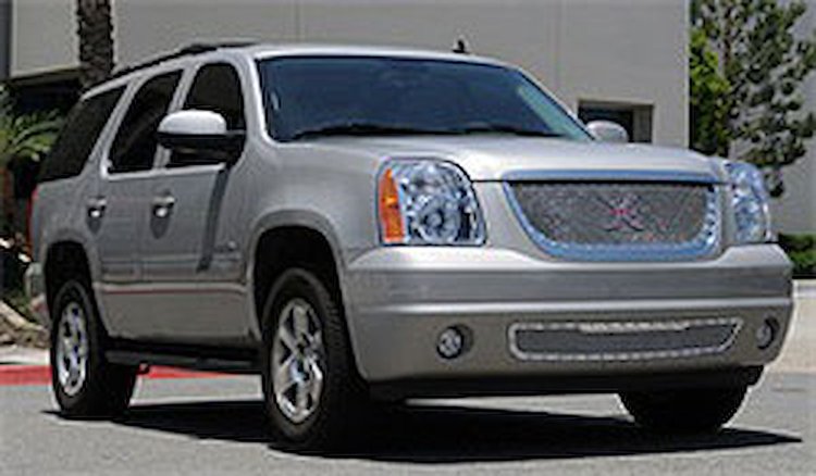 X-Metal Studded Mesh Grille 2007-2014 GMC Yukon