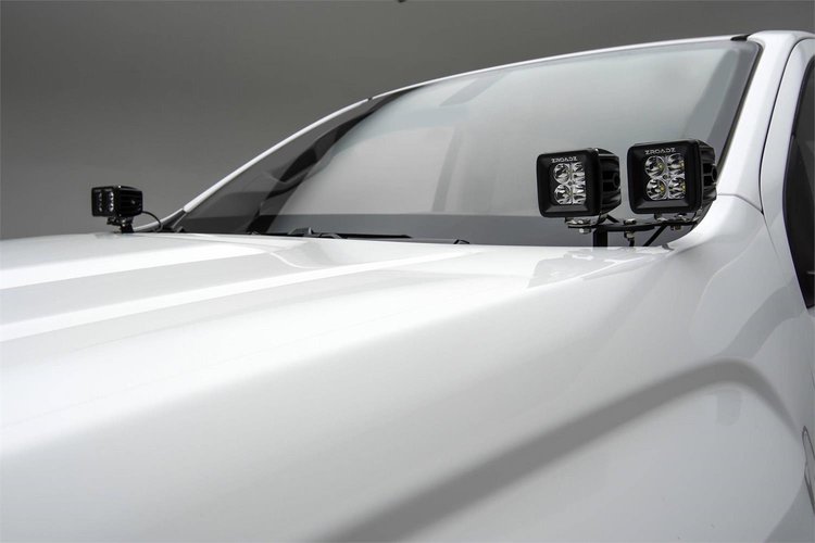 HOOD HINGE