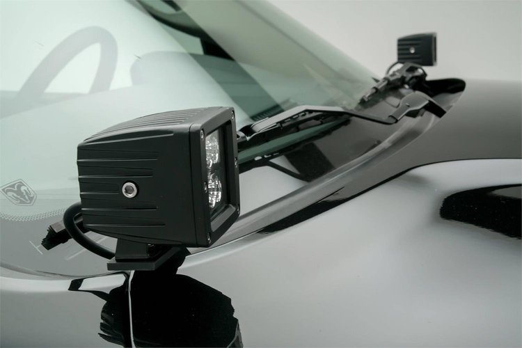HOOD HINGE