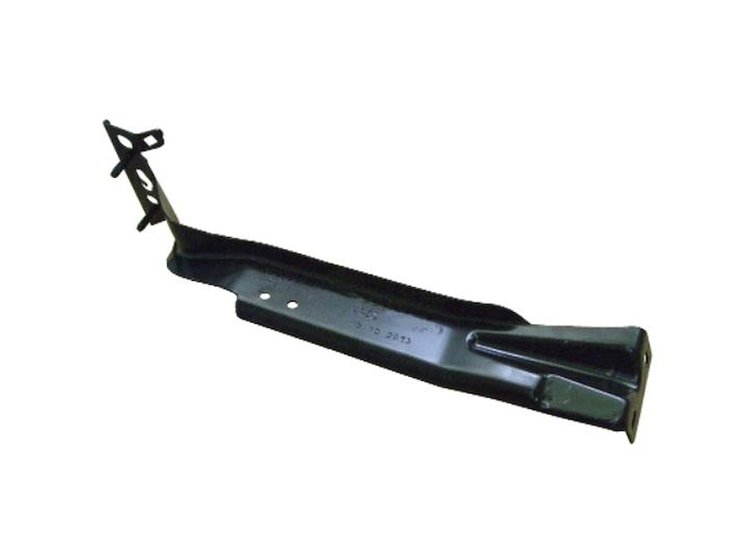 RT FRONT FENDER BRACE SED