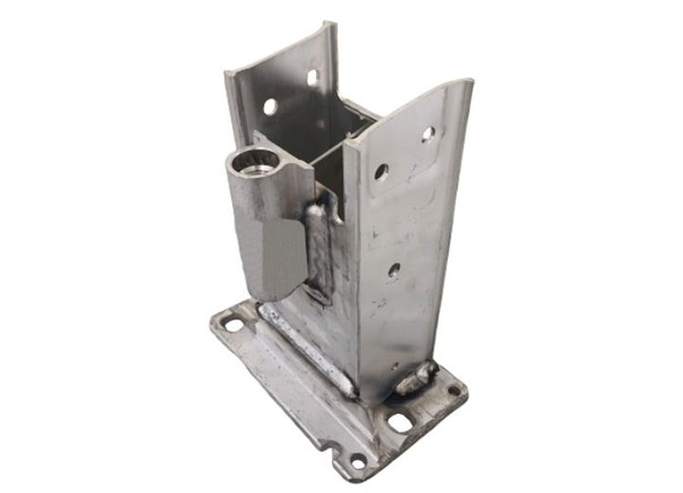 RT FRONT BUMPER BRACKET I