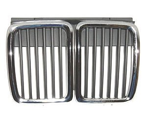 GRILLE CENTER CHR/BLK BMW SDN 318I/325/325E/325IX CONV W/O AC 84-93