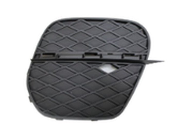 RH FRONT BUMPER INSERT E7