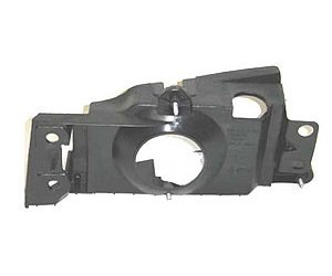 LH H.L. MNTG ADAPTER PLASTIC SPIRIT/ACCLAIM 89-95 LEBARON SDN 90-94