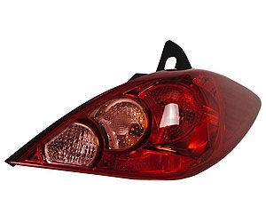 RH T.L.COMBINATION TYPE VERSA H-BACK 07-10