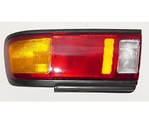 RH T.L. COMBINATION TYPE SENTRA E/XE 91-92