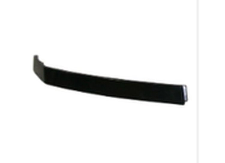RH FRONT BUMPER FILLER FI