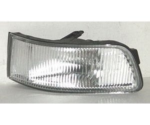 LH CORNERING LAMP IN BUMPER INFINITI I30 96-99