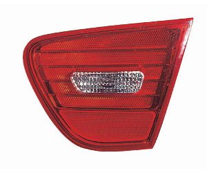 RH T.L. COMBINTION TYPE ON LUGGAGE LID ELANTRA SDN 07-10