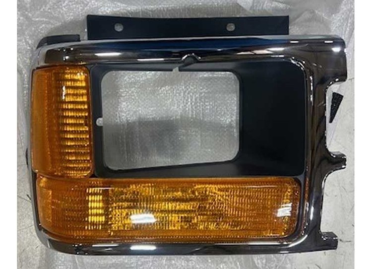 RH HEADLAMP DOOR W/SEALED
