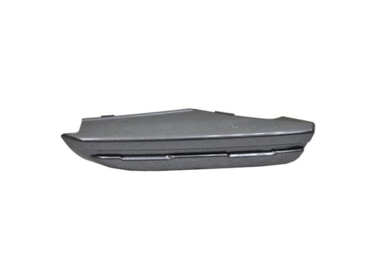 RT FRONT BUMPER MOLDING F