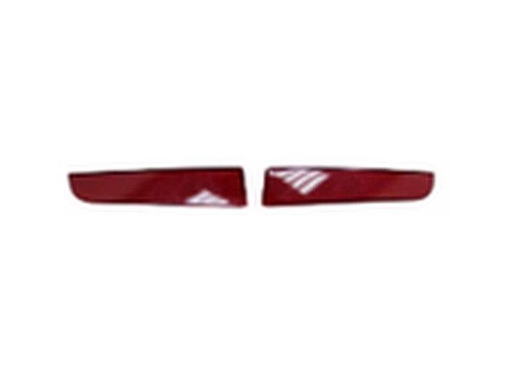 RH REAR BUMPER REFLECTOR