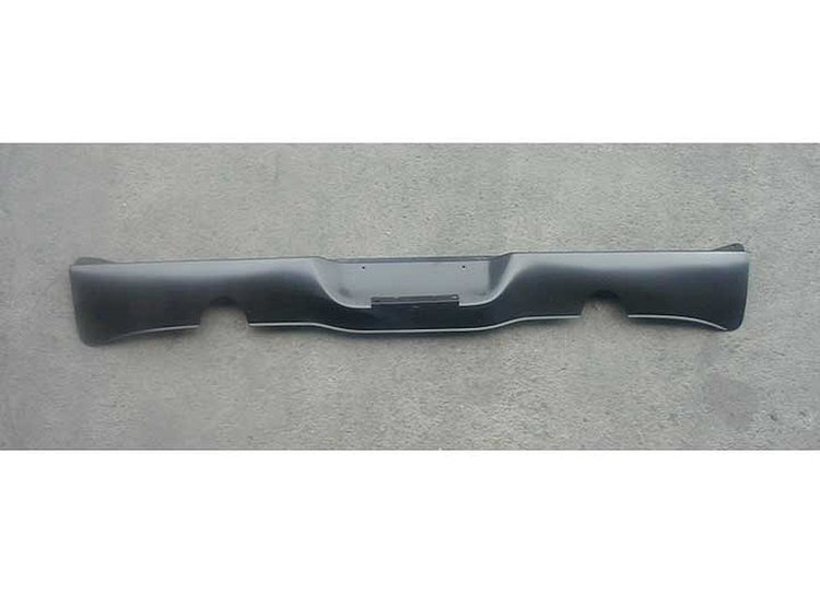 Rear Valance with Exhaust Hole 1971-73