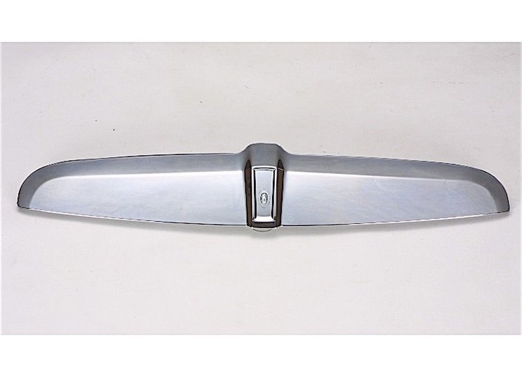GRILLE OPNG MLDG W/O CARTIER CHR TOWNCAR 98-02