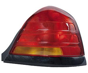 LH T.L. W/ BLK MLDG W/ SPORT PKG P CROWN VICTORIA 01-10