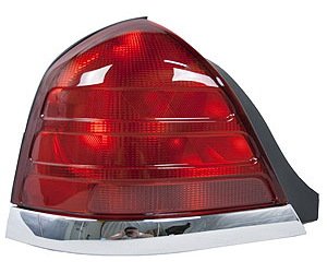 LH T.L. W/O SPORT PKG W/ CHR MLDG W/ 2 BULB LAMP CROWN VICTORIA 99-10
