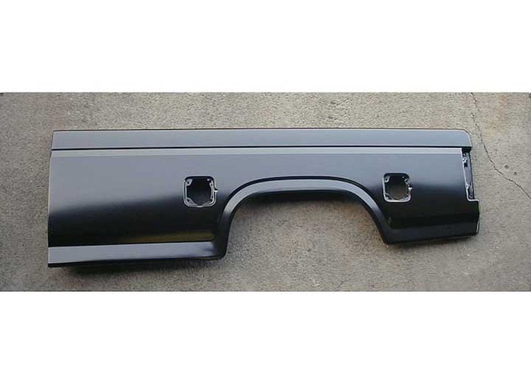 LH QUARTER PNL 8 FT W/ DUAL RECT GAS HOLES FORD P/U 80-86