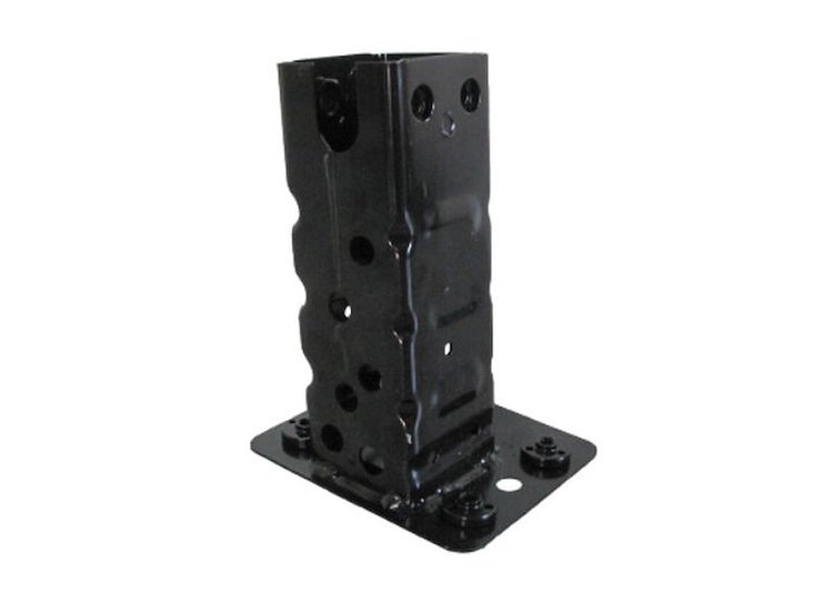 RT FRONT BUMPER BRACKET U