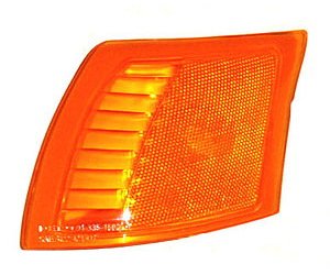 LH FT SIDEMARKER LAMP VUE 02-05