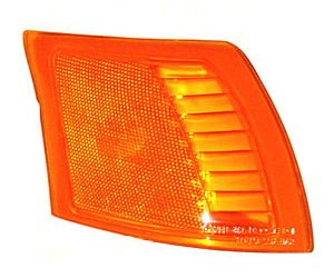 RH FT SIDEMARKER LAMP VUE 02-05