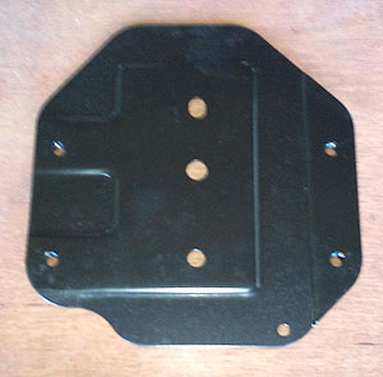 LH FT OTR BUMPER BRKT VUE 02-07