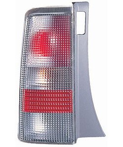 LH COMB TAILLAMP SCION XB 04-06